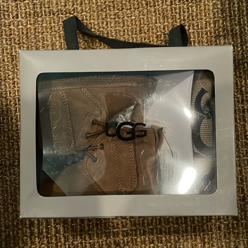 Uggs for baby, size 2/3 for 6-12 months.